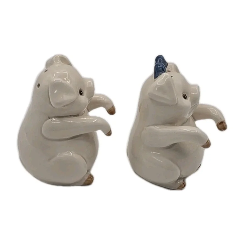 Vintage‎ Fritz and Floyd Pigs in A Wooden Box U260-14